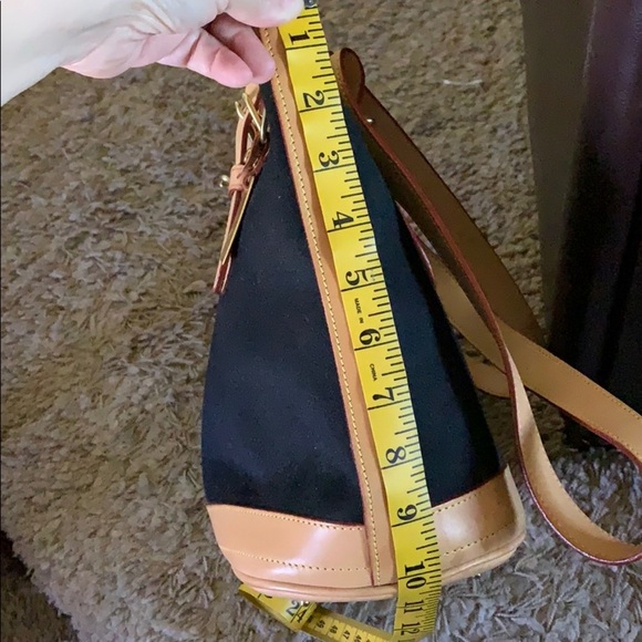 Gently Loved Dooney & Bourke Cabriolet Tote Bag - Picture 12 of 14